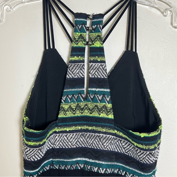 Saylor Alivia Aztec Chevron Embroidered Tassel Deep V Romper Size Small Boho - Picture 7 of 10